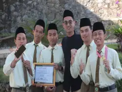 Gagas Aplikasi Tutoring & Konseling Islam, “CALLUSTAD”, Santri SMAU BP Amanatul Ummah Raih Medali Perak dalam Ajang Internasional di Universitas Indonesia, Jakarta